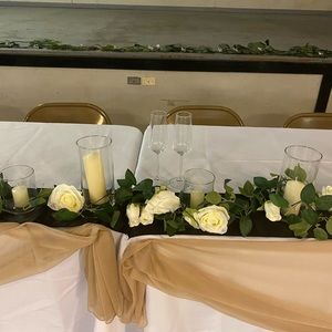 Wedding decorations EUC